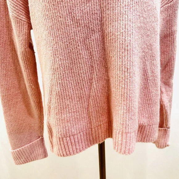 CHELSEA 28 Women Long Sleeve Pull-Over Turtle Neck Pink Sweater Size Medium - Picture 3 of 13